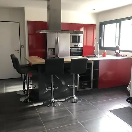 Villa Magnifique Avec Piscine, Jacuzzi Et Baignoire Balneo *