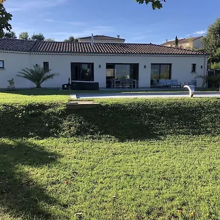 Villa Magnifique Avec Piscine, Jacuzzi Et Baignoire Balneo Upie