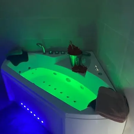 Magnifique Avec Piscine, Jacuzzi Et Baignoire Balneo Villa Upie