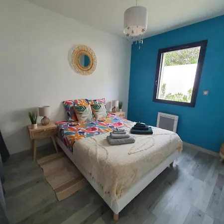 Magnifique Avec Piscine, Jacuzzi Et Baignoire Balneo *